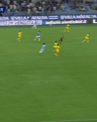 半场：拉齐奥3-0维罗纳，卡斯特利亚诺斯2传1射，扎卡尼破门