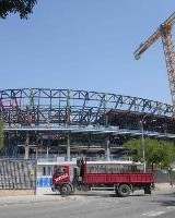 开云体育-世体：巴萨等待诺坎普改造的完工证书，球场部分开放&amp;容纳27000人