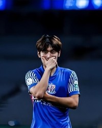 开云体育-19岁的他前段时间刚进U23国足，如今就成申花黑马，已登场亮相