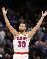 开云 体育-占比超过四分之一！历史共出现105次10+三分 库里一人上演27次